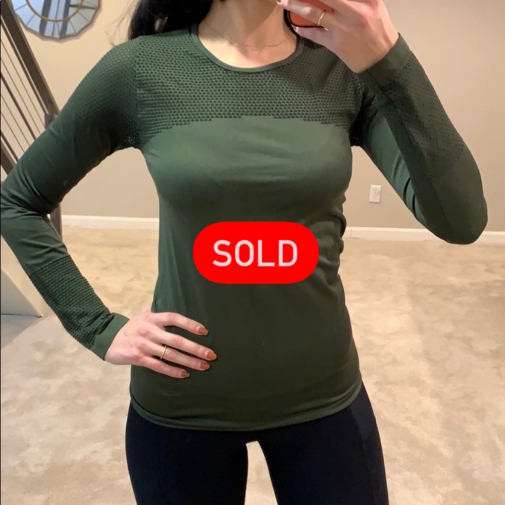FABLETICS long sleeve workout top